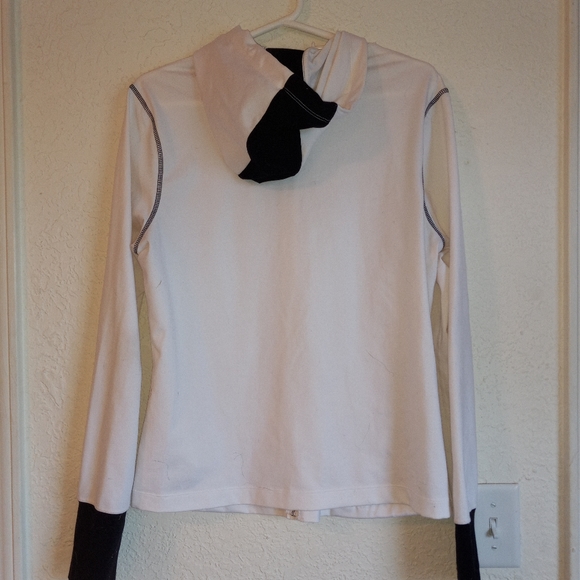 Light Weight Hooded Jacket - Picture 6 of 7